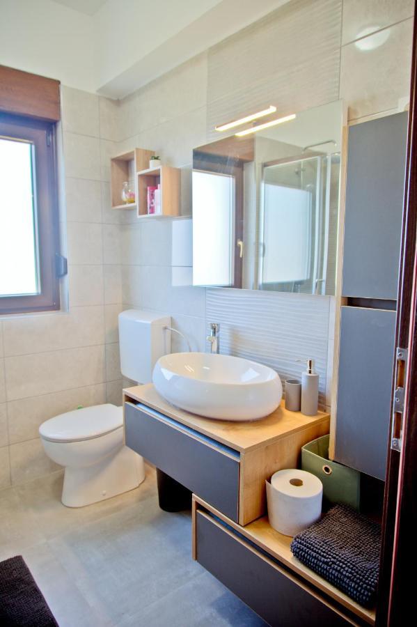 Apartment Karolina - Green Oasis بولا المظهر الخارجي الصورة