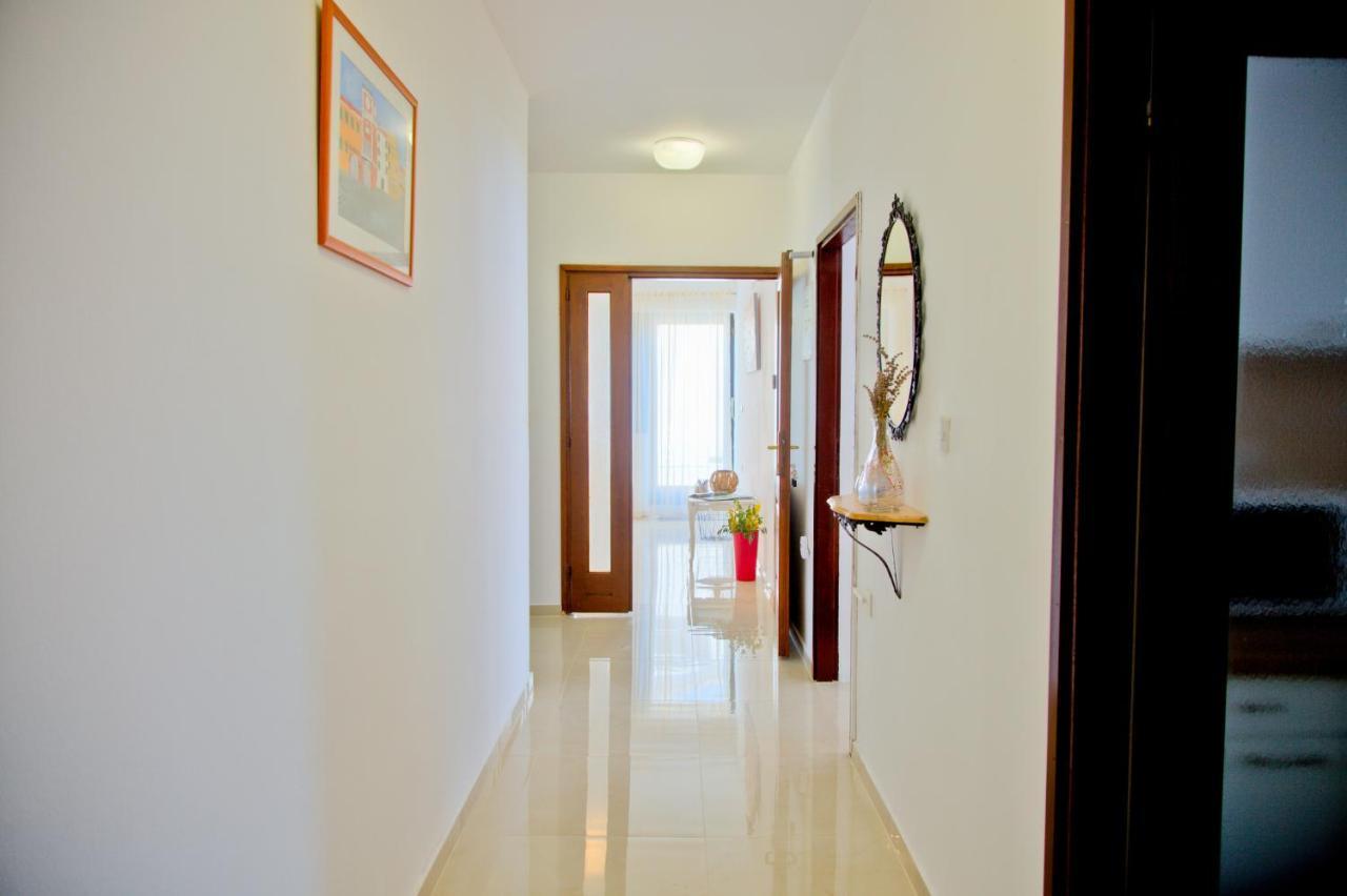 Apartment Karolina - Green Oasis بولا المظهر الخارجي الصورة